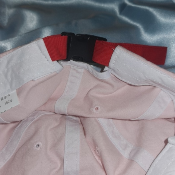 Pink Hat - Picture 2 of 2